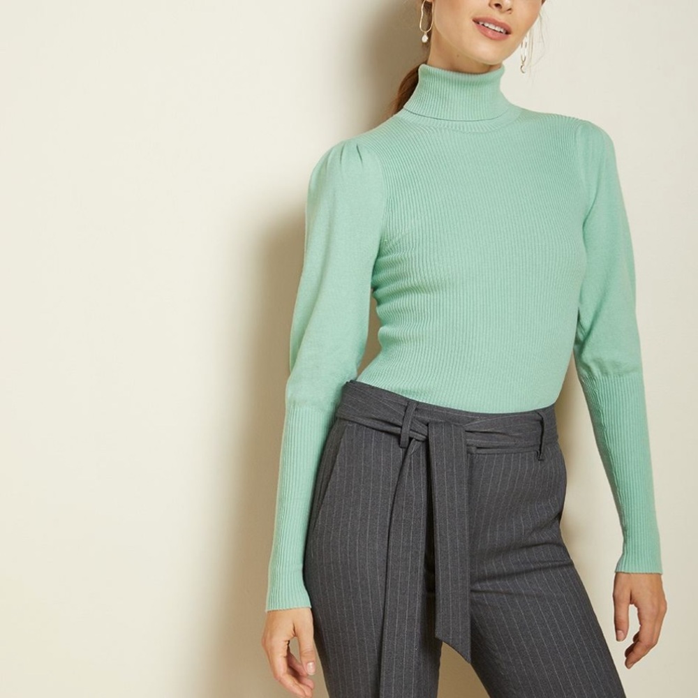NWT RW&Co High Waist Tapered Leg Pant